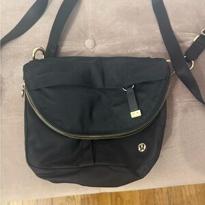 Lululemon Athletica Black/Gold Crossbody Bag